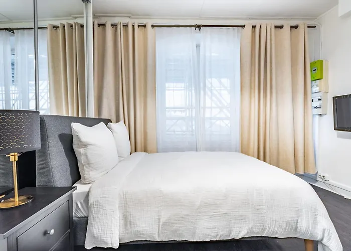 Chic - Rivoli Apartment Paris